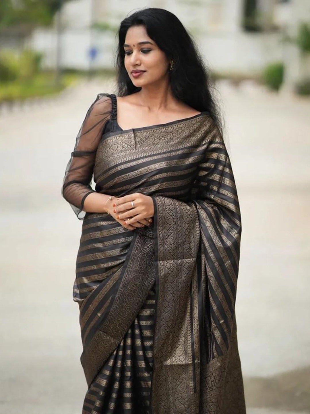 

Anjaneya Sarees Woven Design Zari Saree, Black
