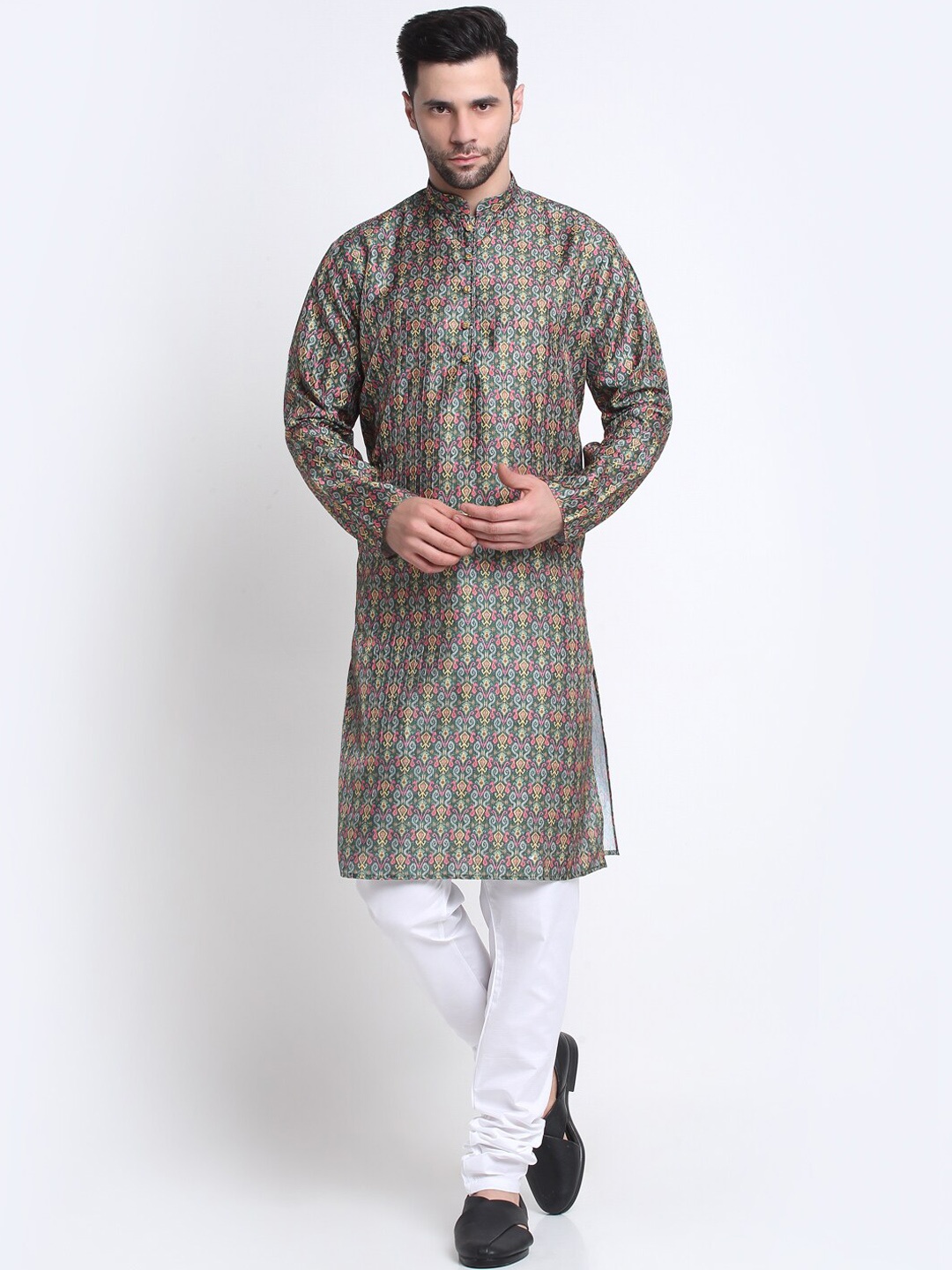 

KRAFT INDIA Men Silk Floral Printed Jacquard Kurta, Green