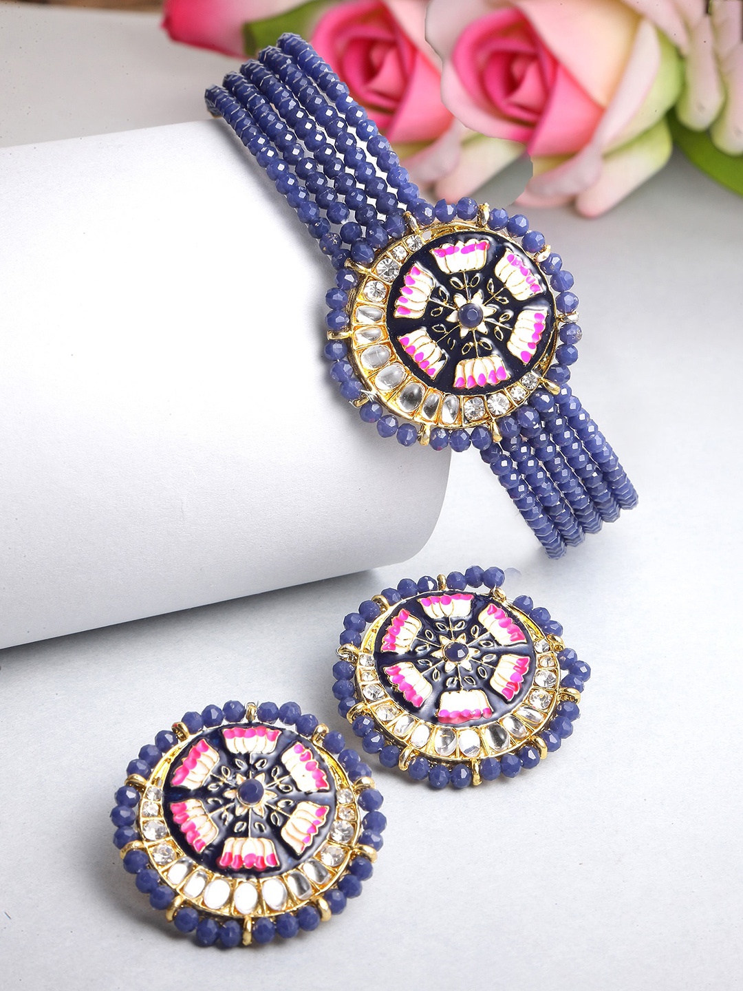 

KARATCART Gold-Plated Kundan-Studded & Beaded Choker Necklace Set