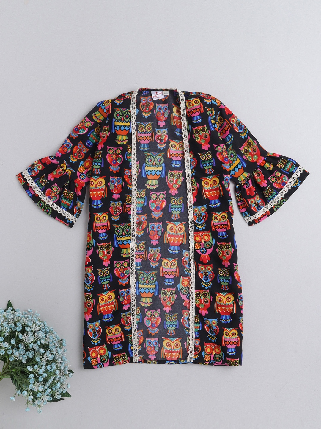 

The Magic Wand Girls Printed Front Open Laced Bell Sleeves Shrug, Black