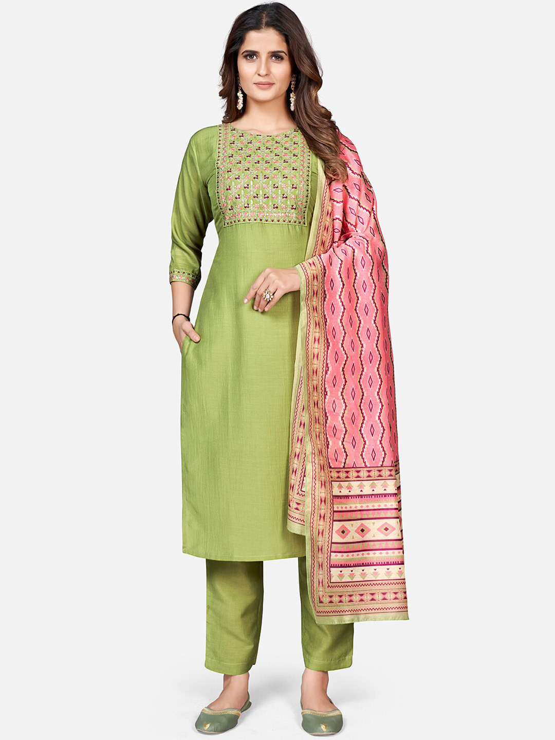 

Vbuyz Floral Embroidered Yoke Design Kurta With Trousers & Dupatta, Green