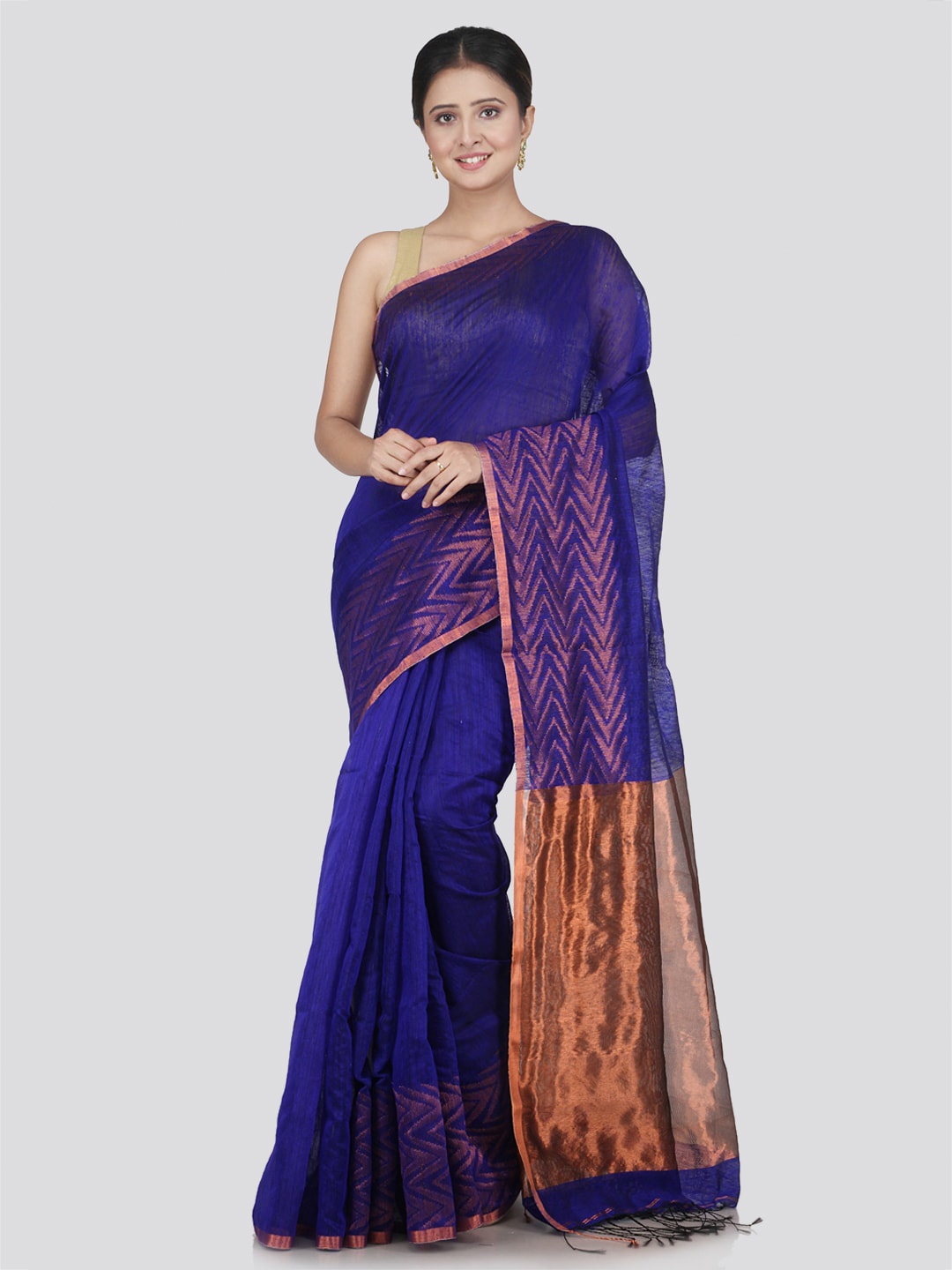 

PinkLoom Woven Design Zari Saree, Blue