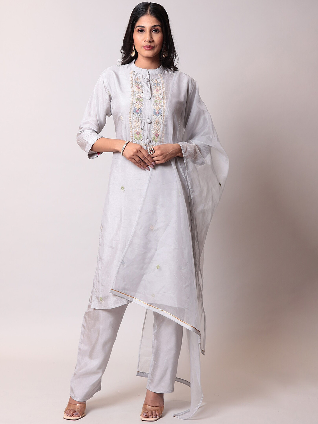 

ZARI Women Floral Embroidered Kurta With Trousers & Dupatta, Grey