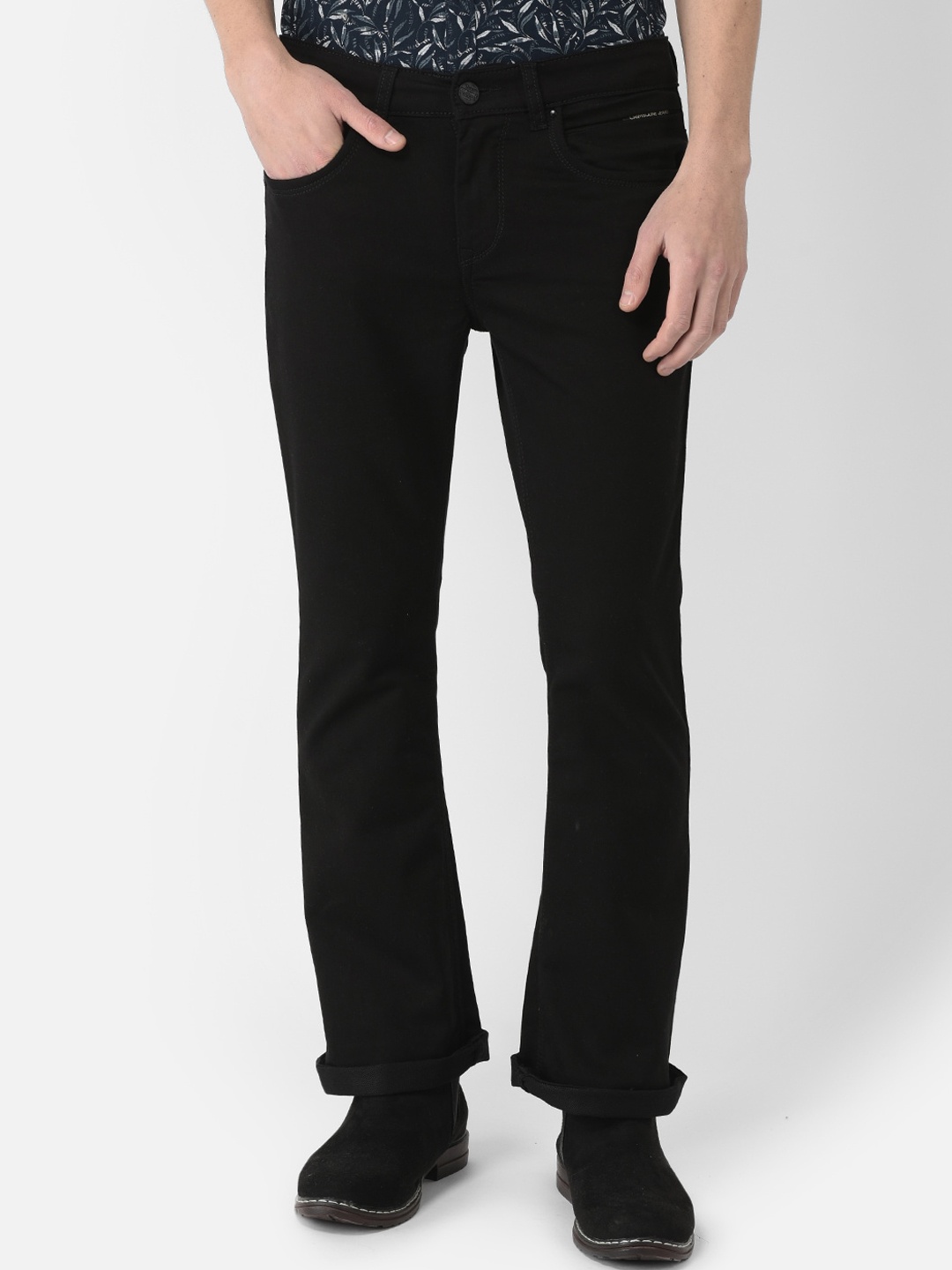 

Crimsoune Club Men Comfort Wide Leg Cuffed Hem Stretchable Jeans, Black
