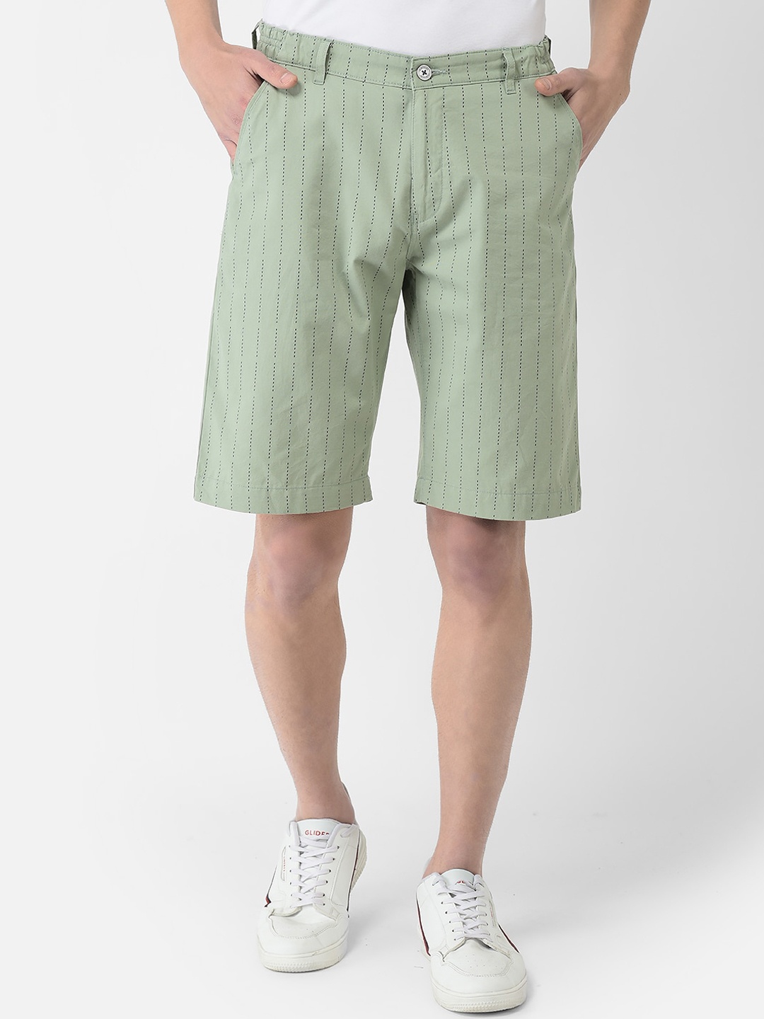 

Crimsoune Club Men Striped Pure Cotton Slim Fit Chino Shorts, Green