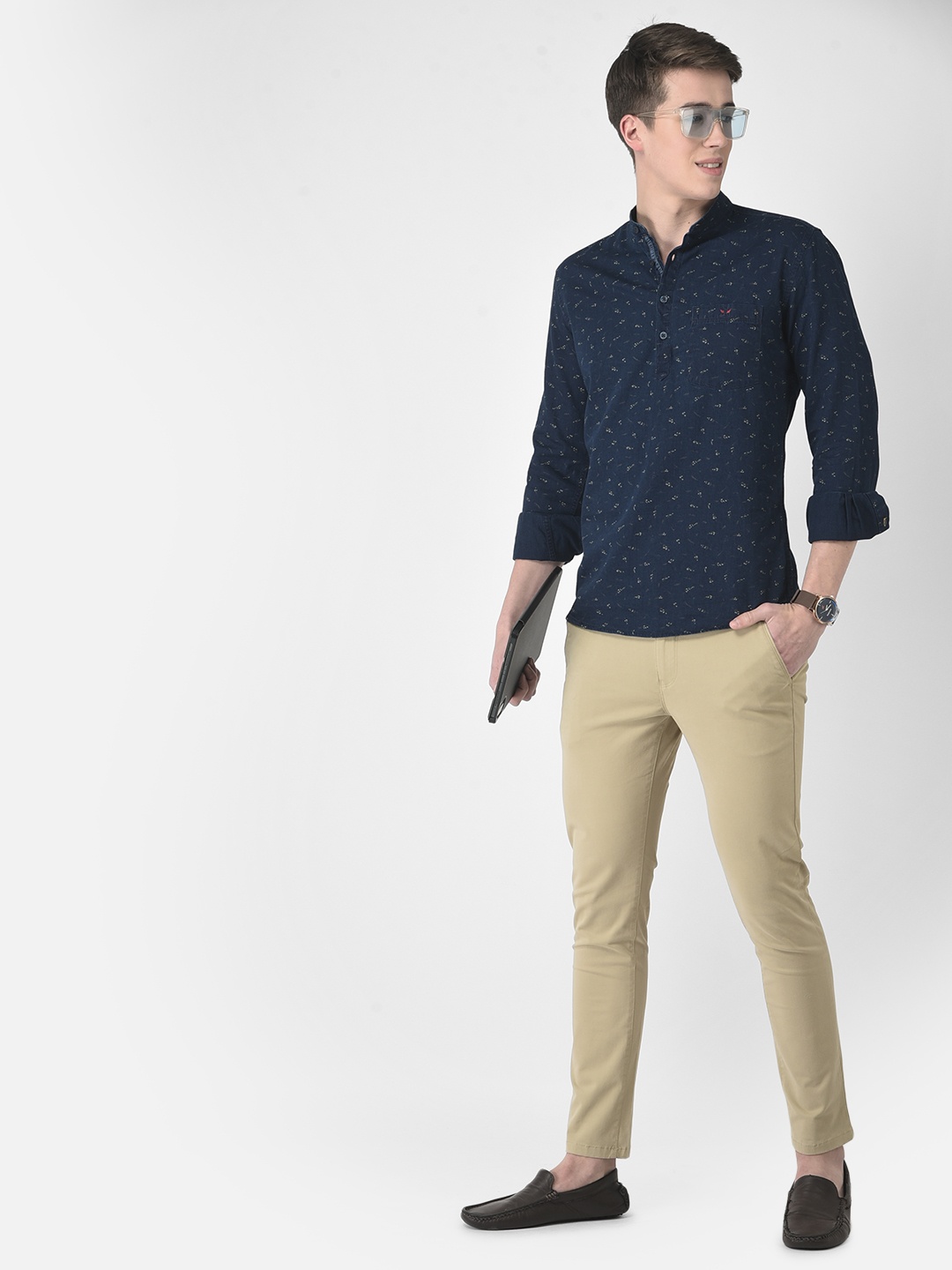 

Crimsoune Club Men Comfort Floral Printed Cotton Casual Shirt, Navy blue