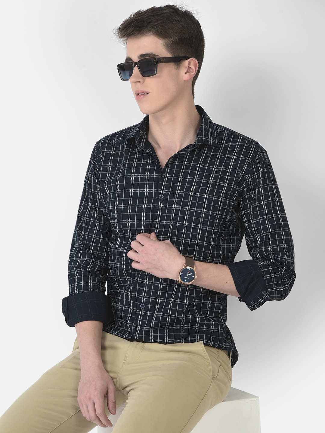 

Crimsoune Club Checks Slim Fit Cotton Casual Shirt, Navy blue