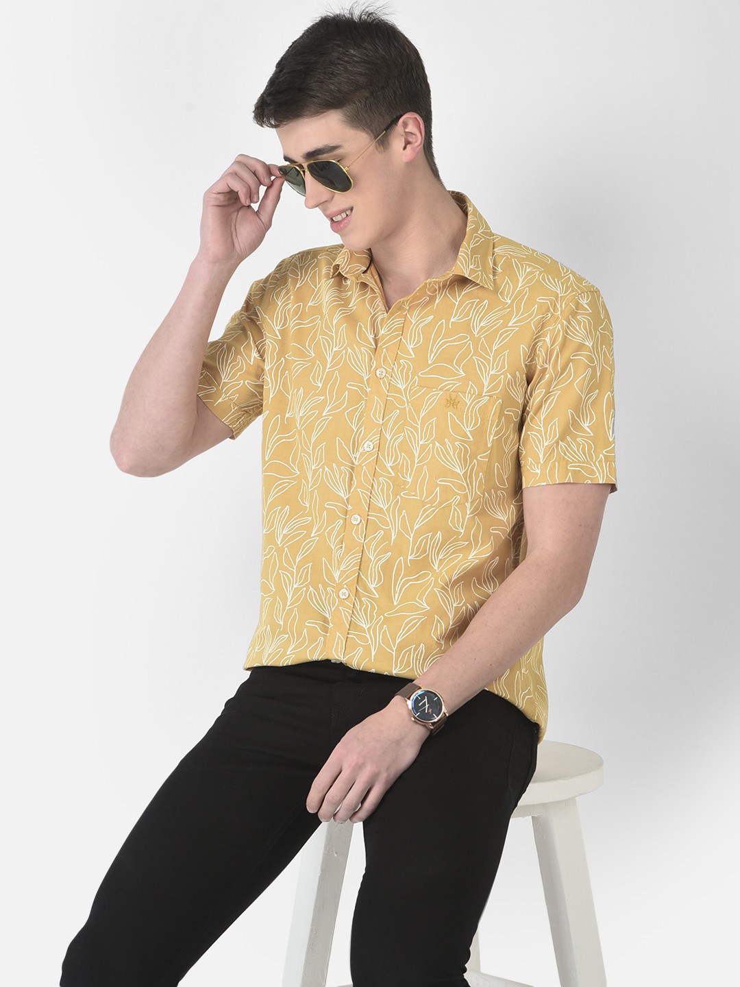 

Crimsoune Club Men Slim Fit Tropical Printed Cotton Casual Shirt, Yellow