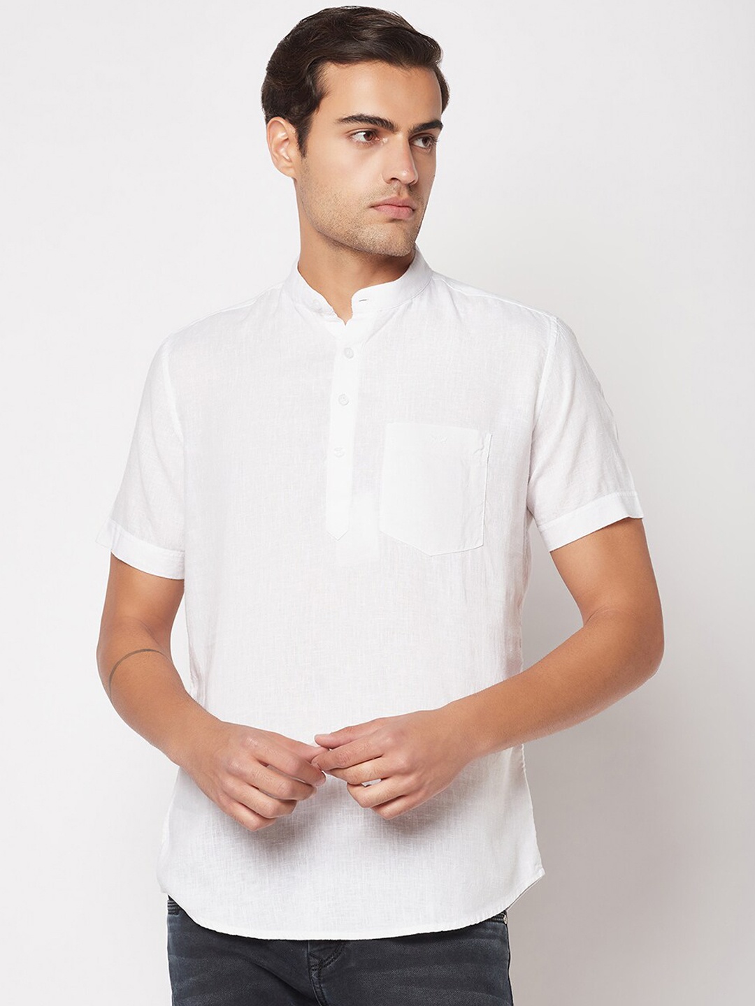 

Crimsoune Club Men Mandarin Collar Kurta, White