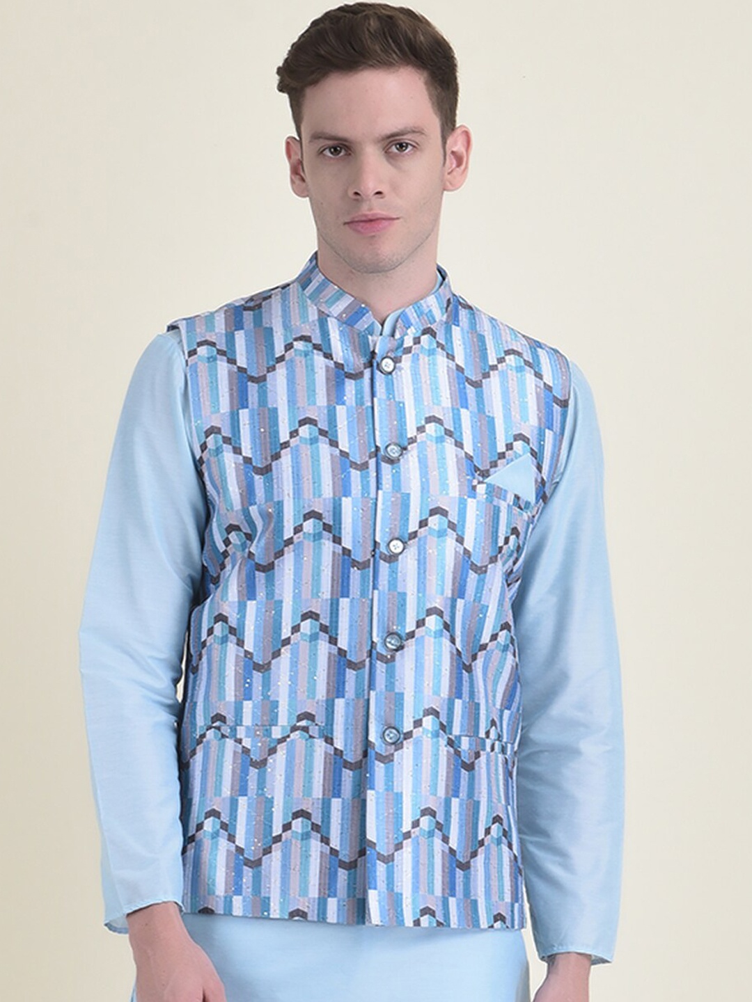 

HOUSE OF DEYANN Mandarin collar Kurta with Pyjamas & Nehru Jacket, Blue