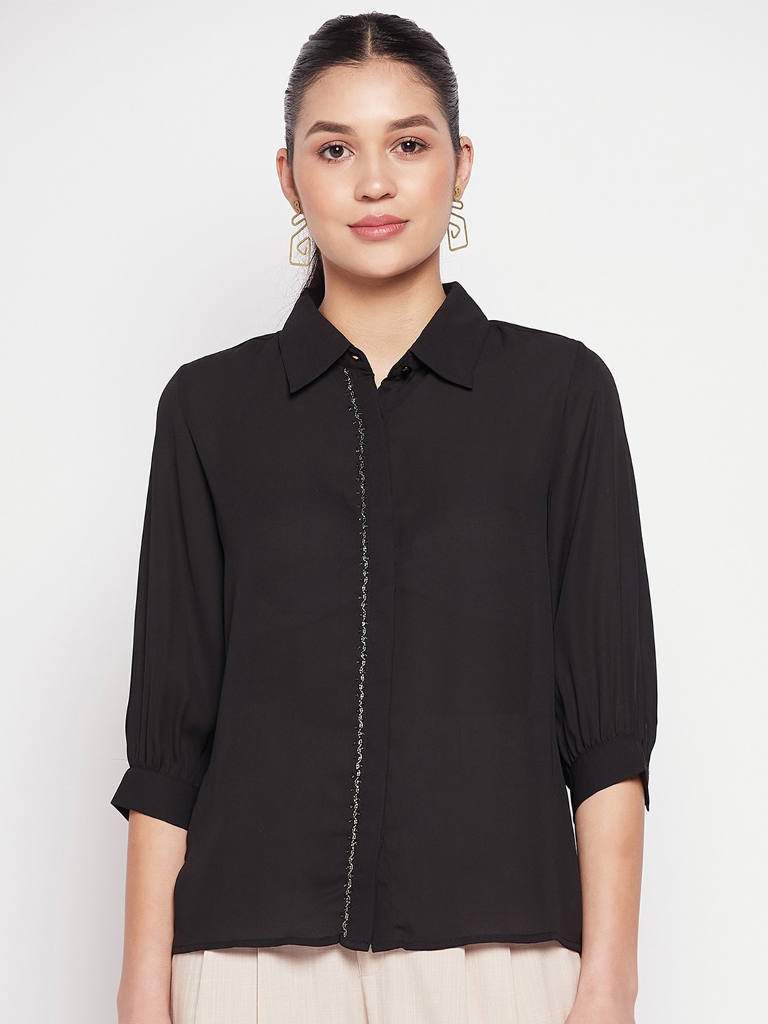 

Madame Spread Collar Casual Shirt, Black