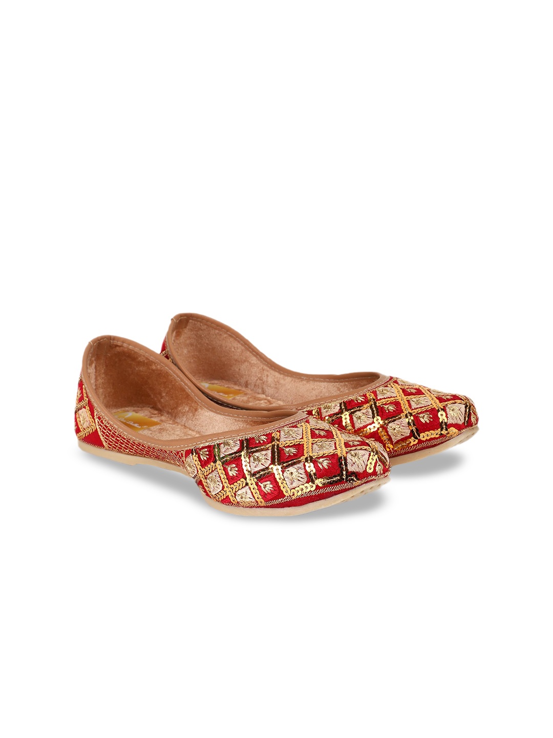 

The Desi Dulhan Women Embellished Ethnic Mojaris, Maroon
