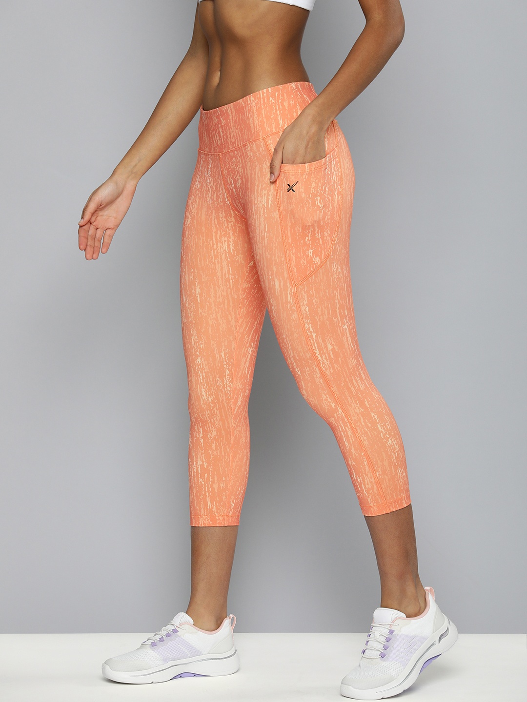 

HRX by Hrithik Roshan Rapid-Dry Training Tights, Orange