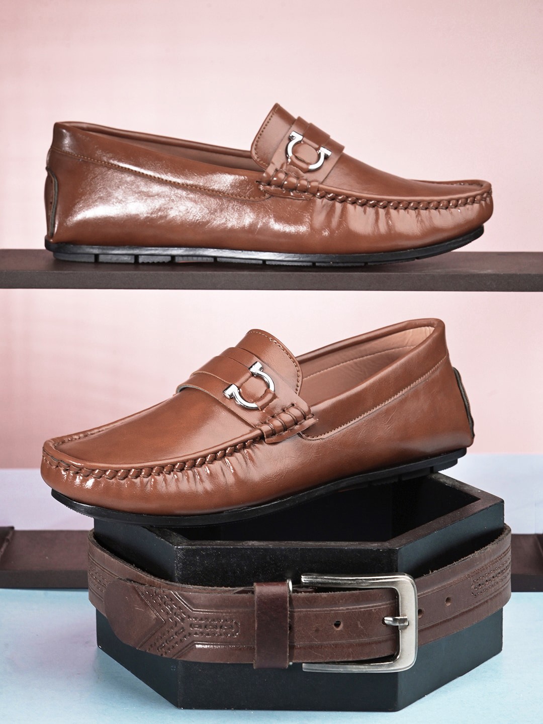 

The Roadster Co. Men Lightweight Horsebit Loafers, Tan
