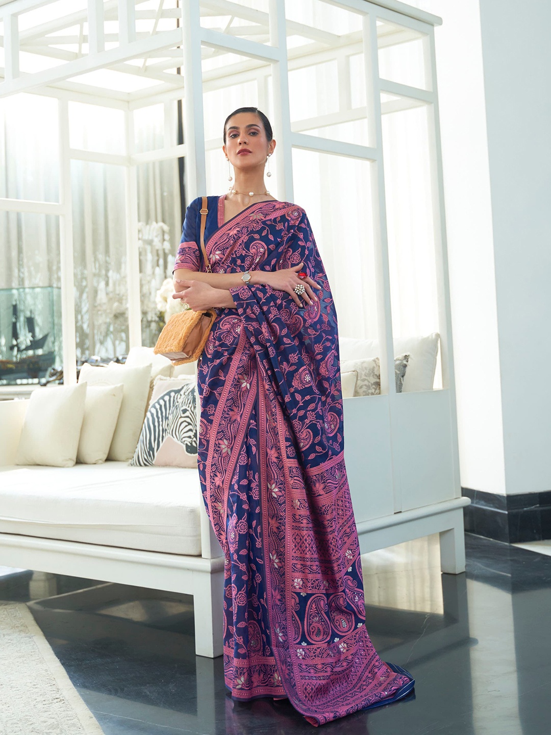 

Mitera Ethnic Motifs Woven Design Saree, Navy blue