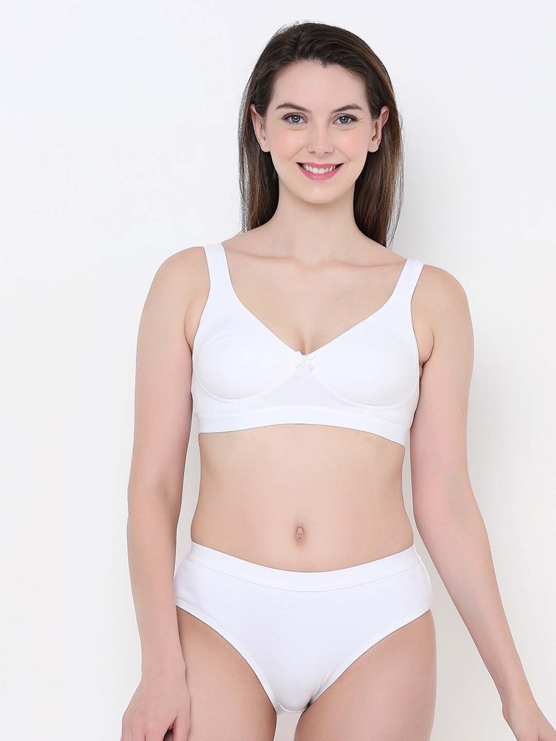 

Berrys Intimatess Non-Wired & Non Padded With Full Coverage T-shirt Bra, White
