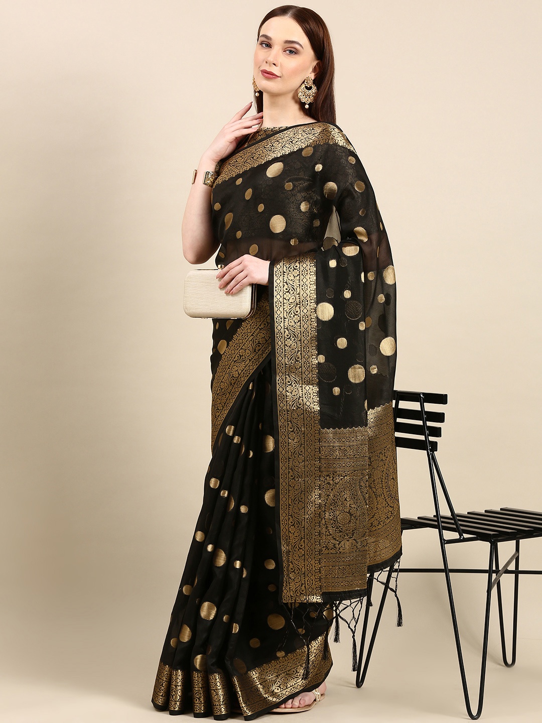 

Anouk Zari Silk Blend Banarasi Saree, Grey