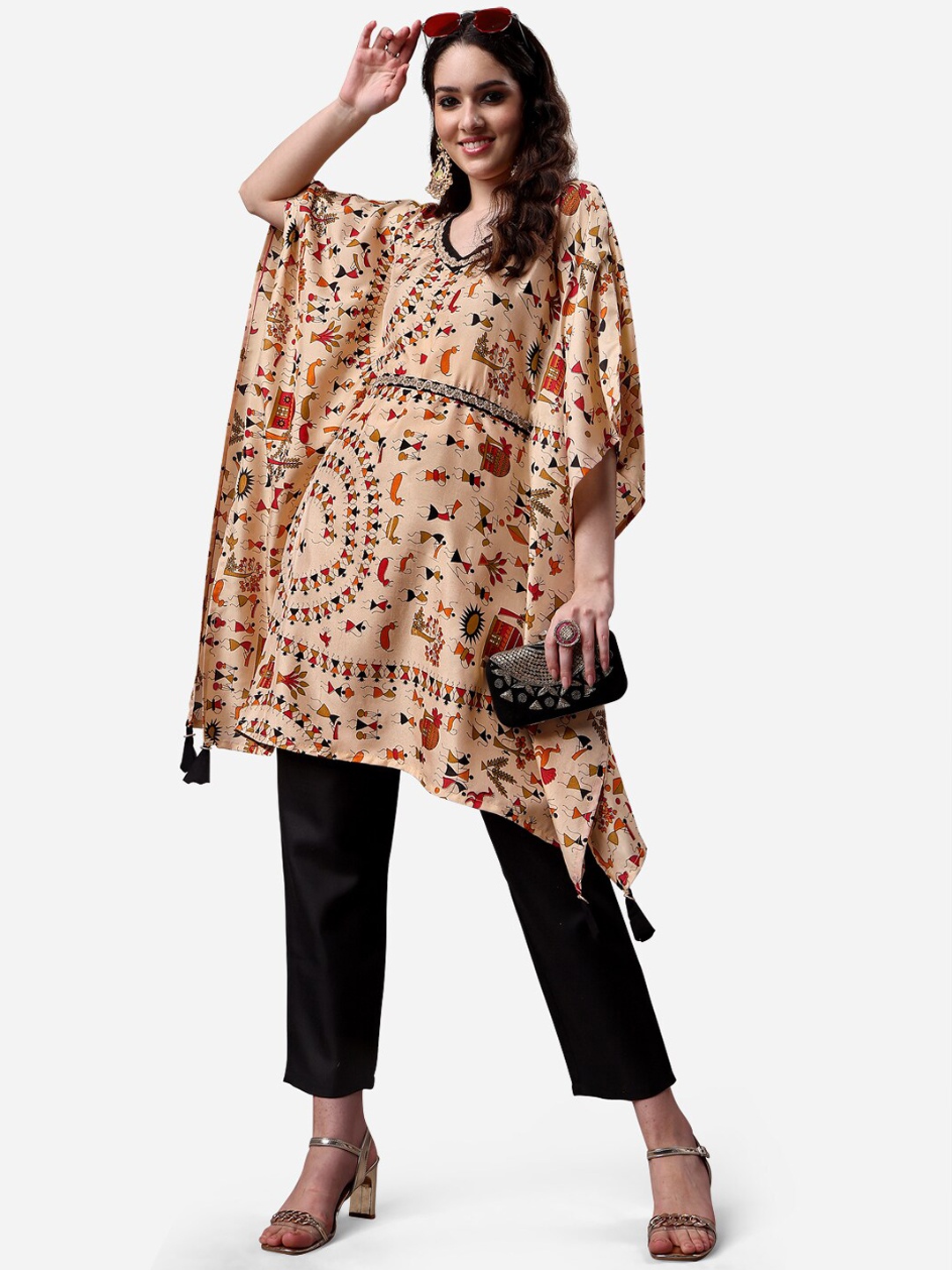 

HERE&NOW Women Warli Printed Kaftan Kurta With Trousers, Beige