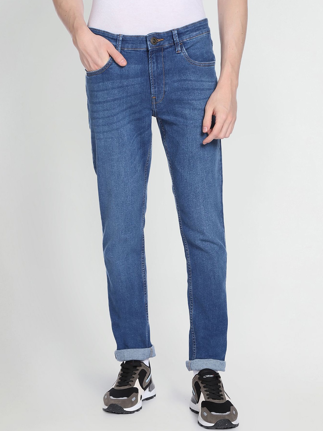 

Arrow Sport Men Slim Fit Light Fade Jeans, Blue