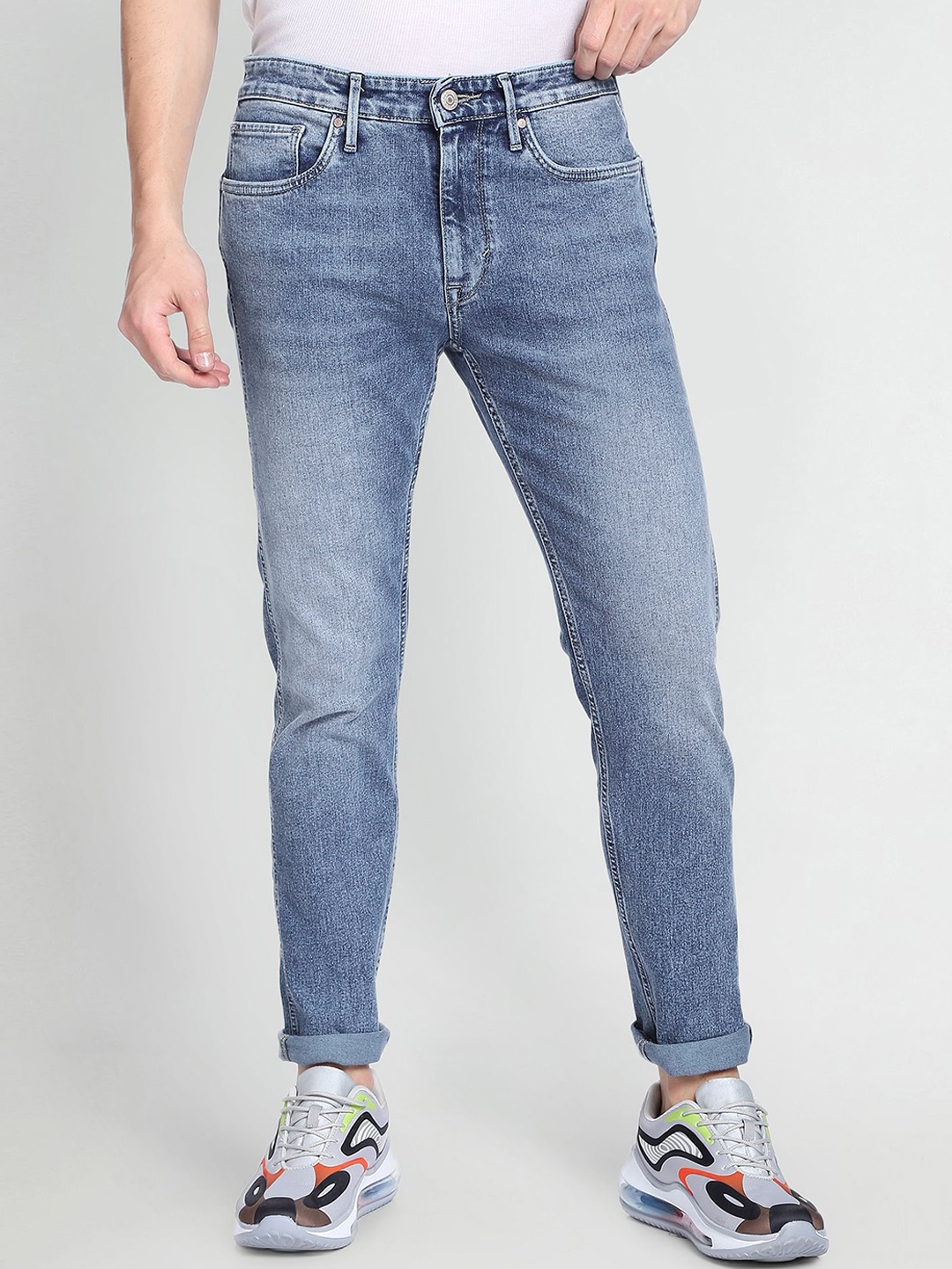 

Flying Machine Mid Rise Slash Slim Tapered Fit 90s Vintage Jeans, Blue