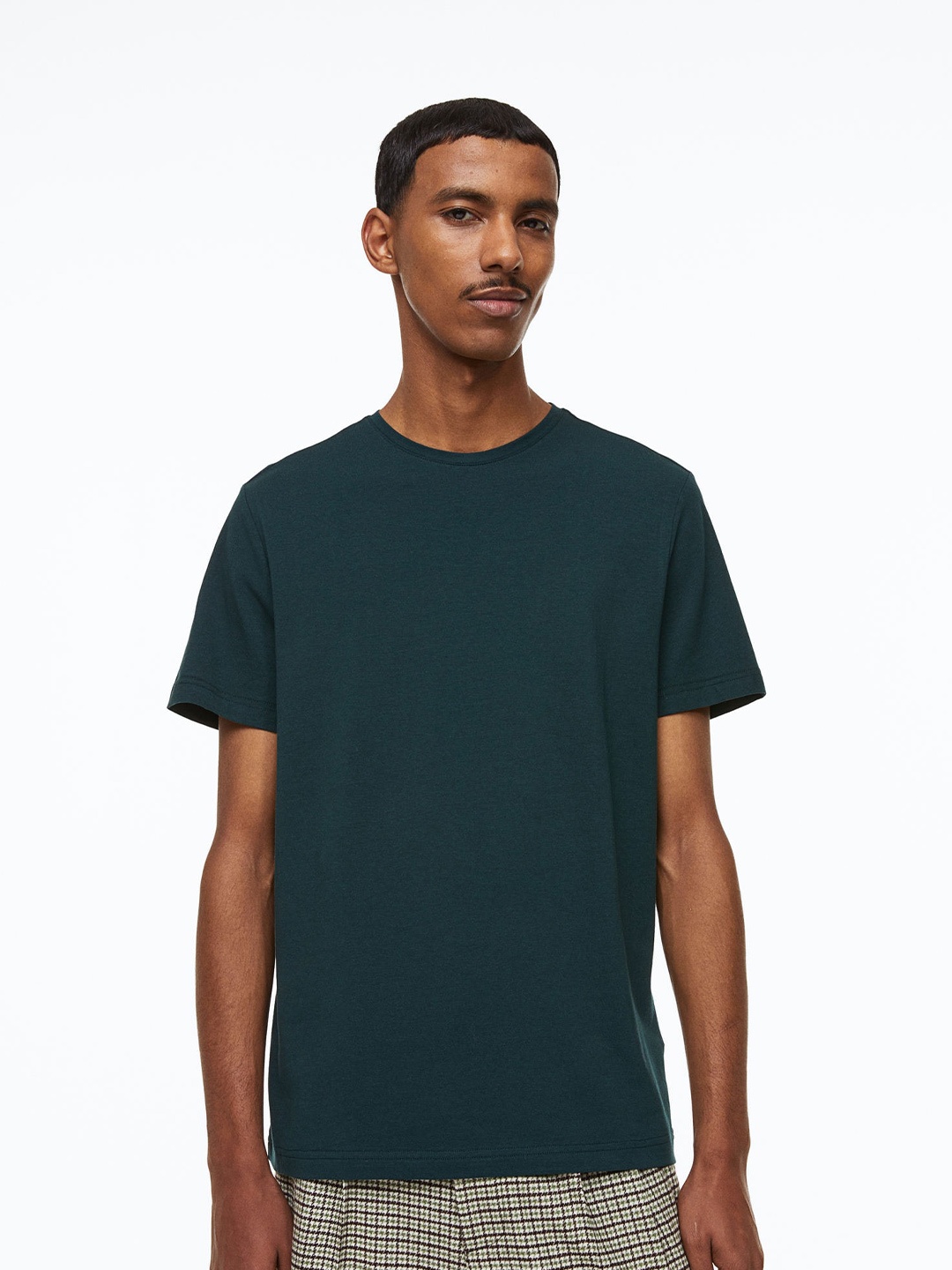 

H&M Slim Fit Round-Necked T-shirt, Green