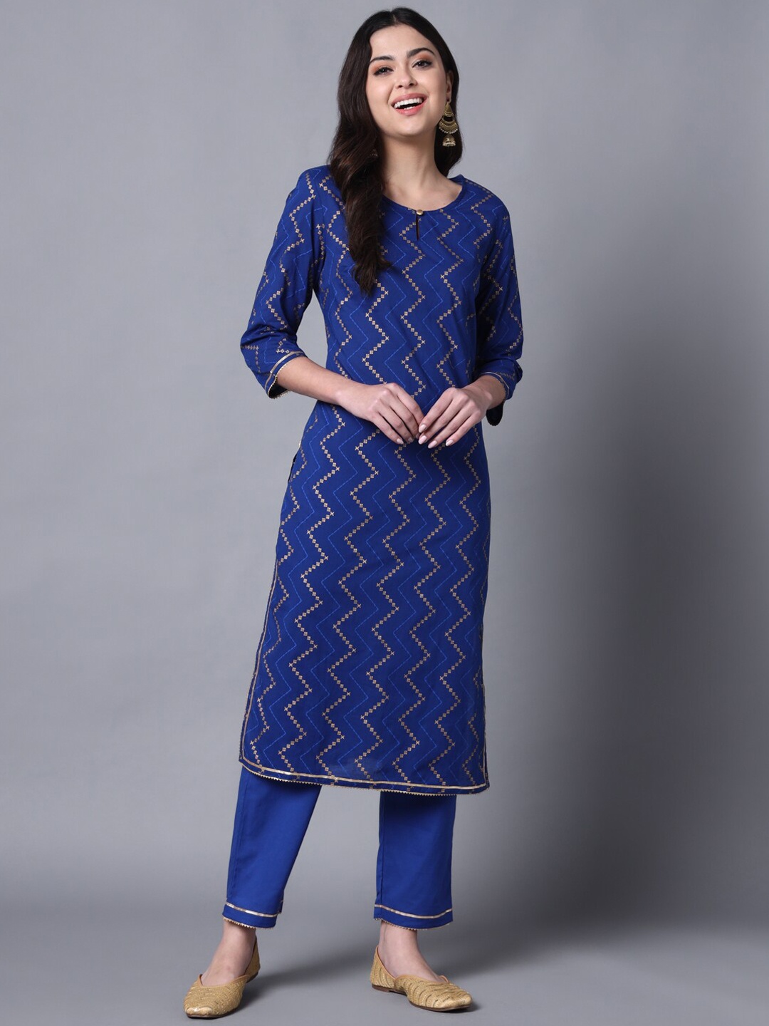 

Sutidora Chevron Printed Gotta Patti Pure Cotton Kurta with Trousers, Blue