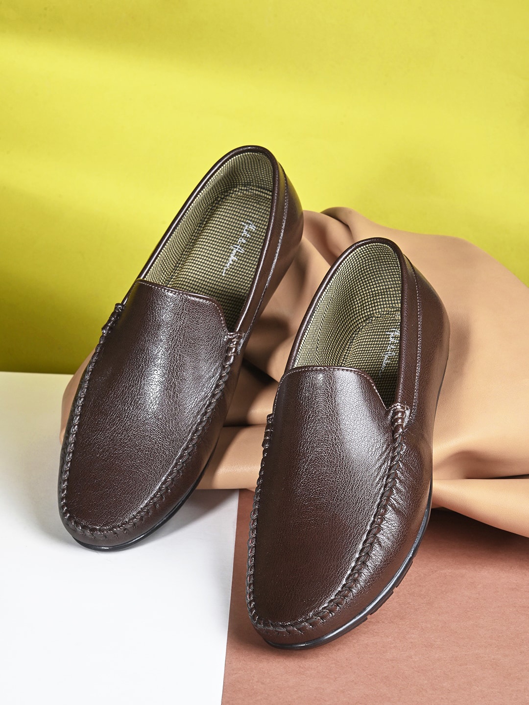 

Mast & Harbour Men Textured Lightweight Loafers, Brown