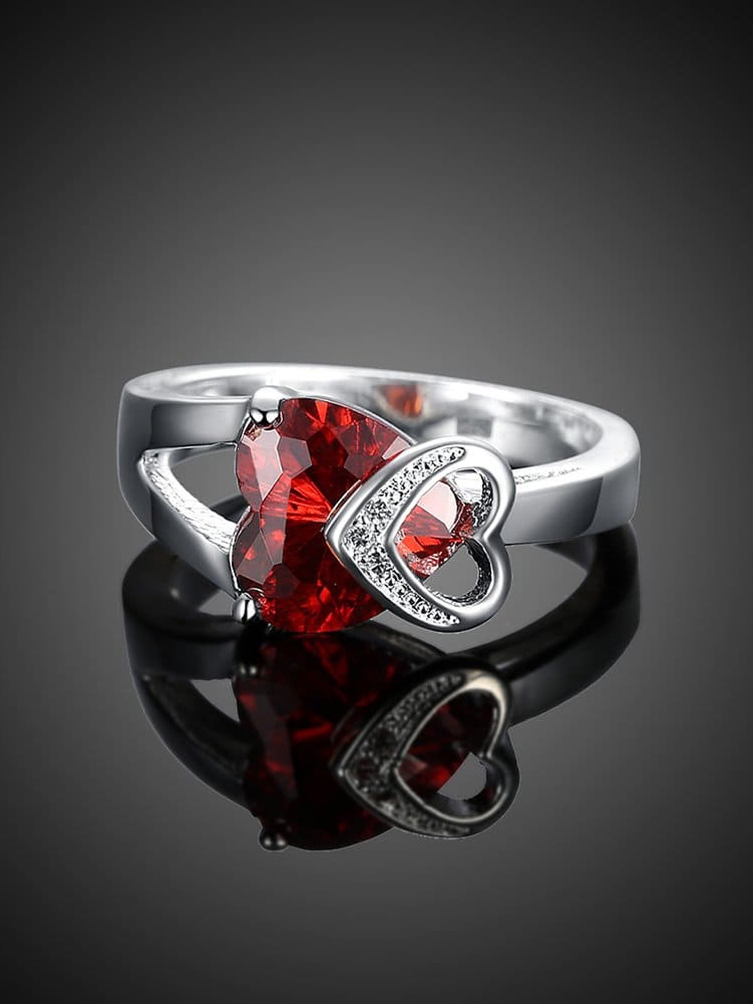 

Fashion Frill Silver-Plated Crystal & Zircon Studded Finger Ring, Red