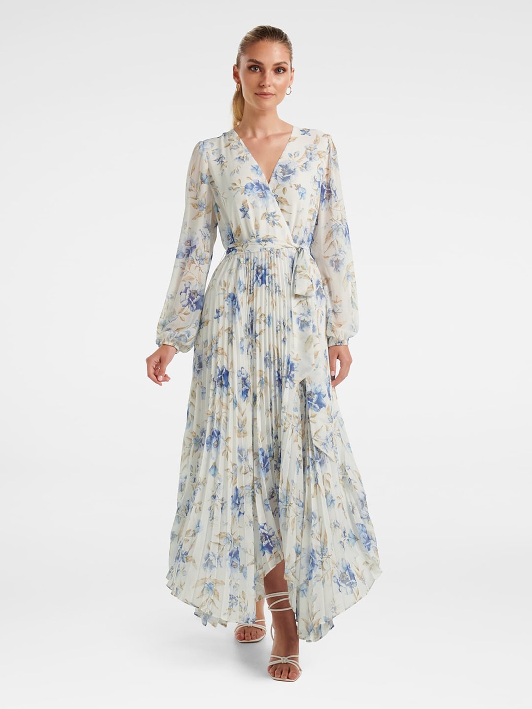 

Forever New V-Neck Floral Printed Accordion Pleats Maxi Dress With Belt, White