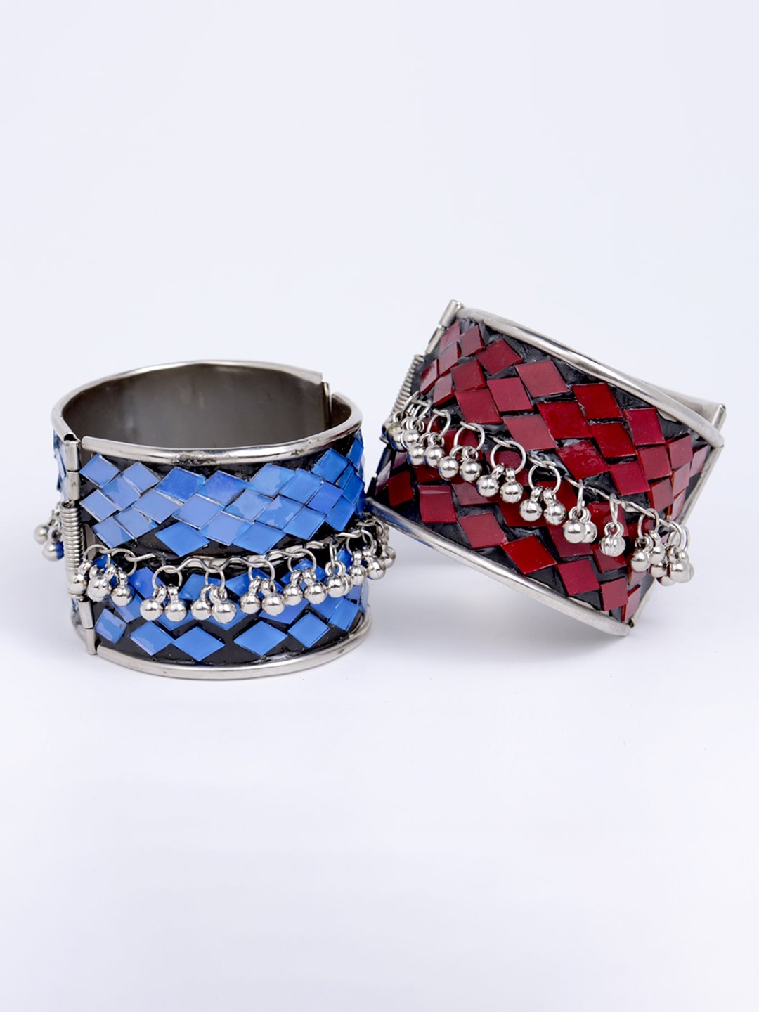 

VAGHBHATT Pack of 2 Silver-Plated Oxidised Cuff Bracelets, Blue