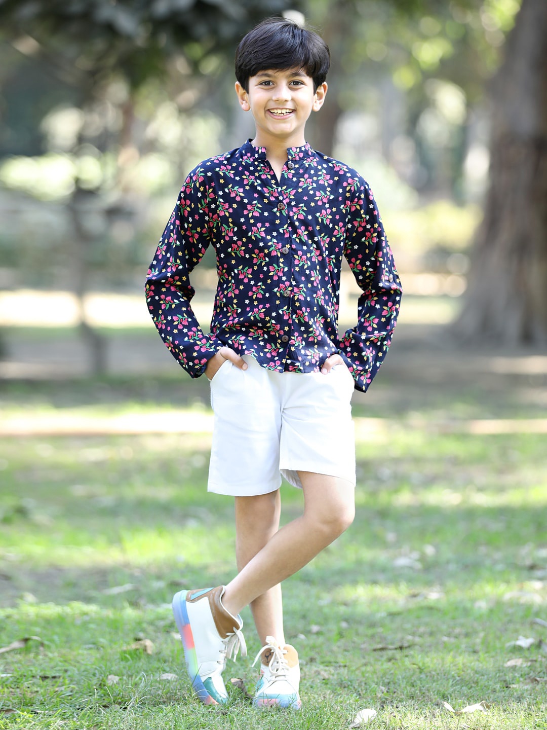 

Cutiekins Boys Printed Mandarin Collar Shirt with Shorts, Navy blue