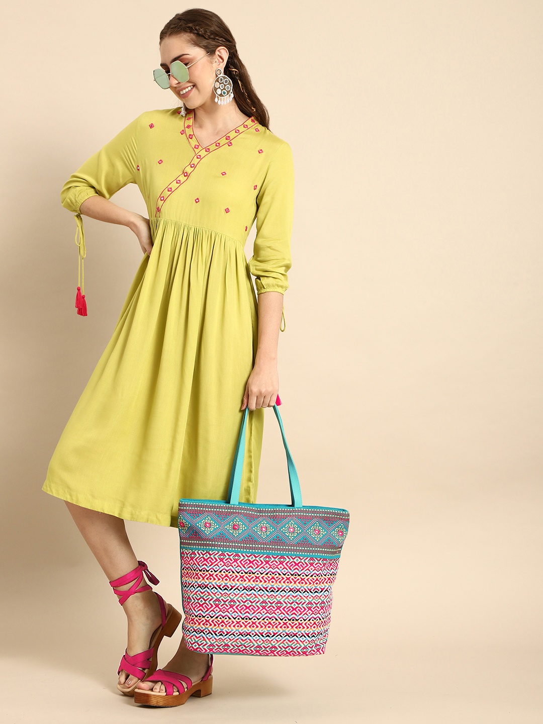 

Sangria Geometric Textured Oversized Shoulder Bag With Embroidered & Embellished Detail, Multi