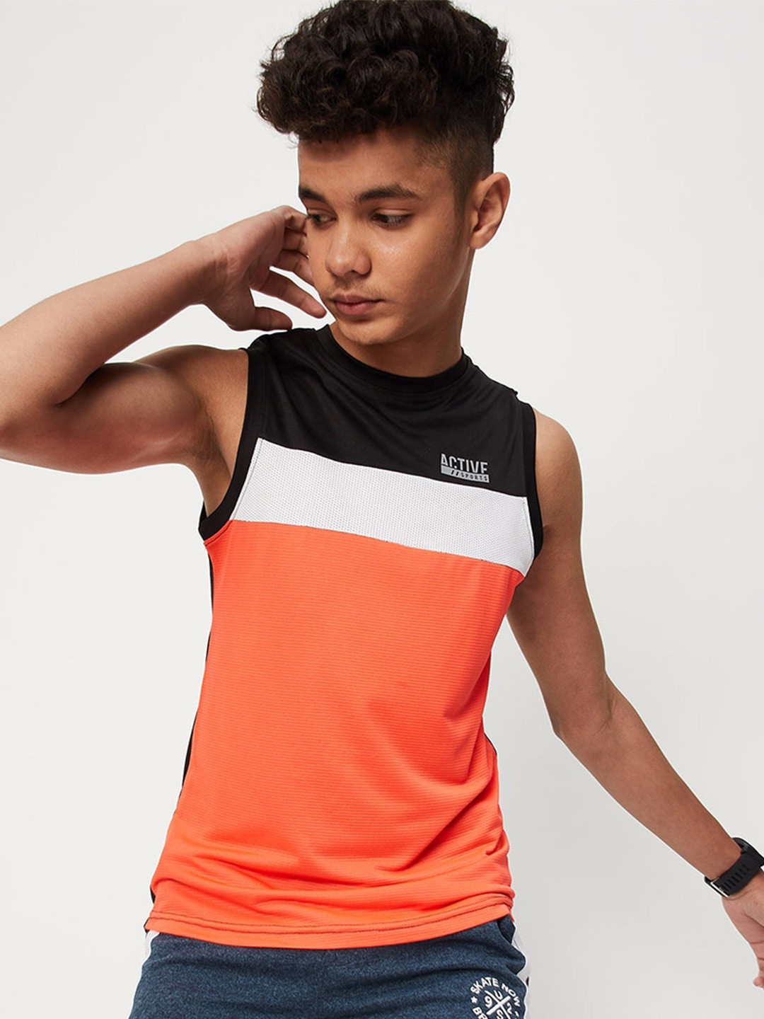 

max Boys Colourblocked Sleeveless T-shirt, Orange