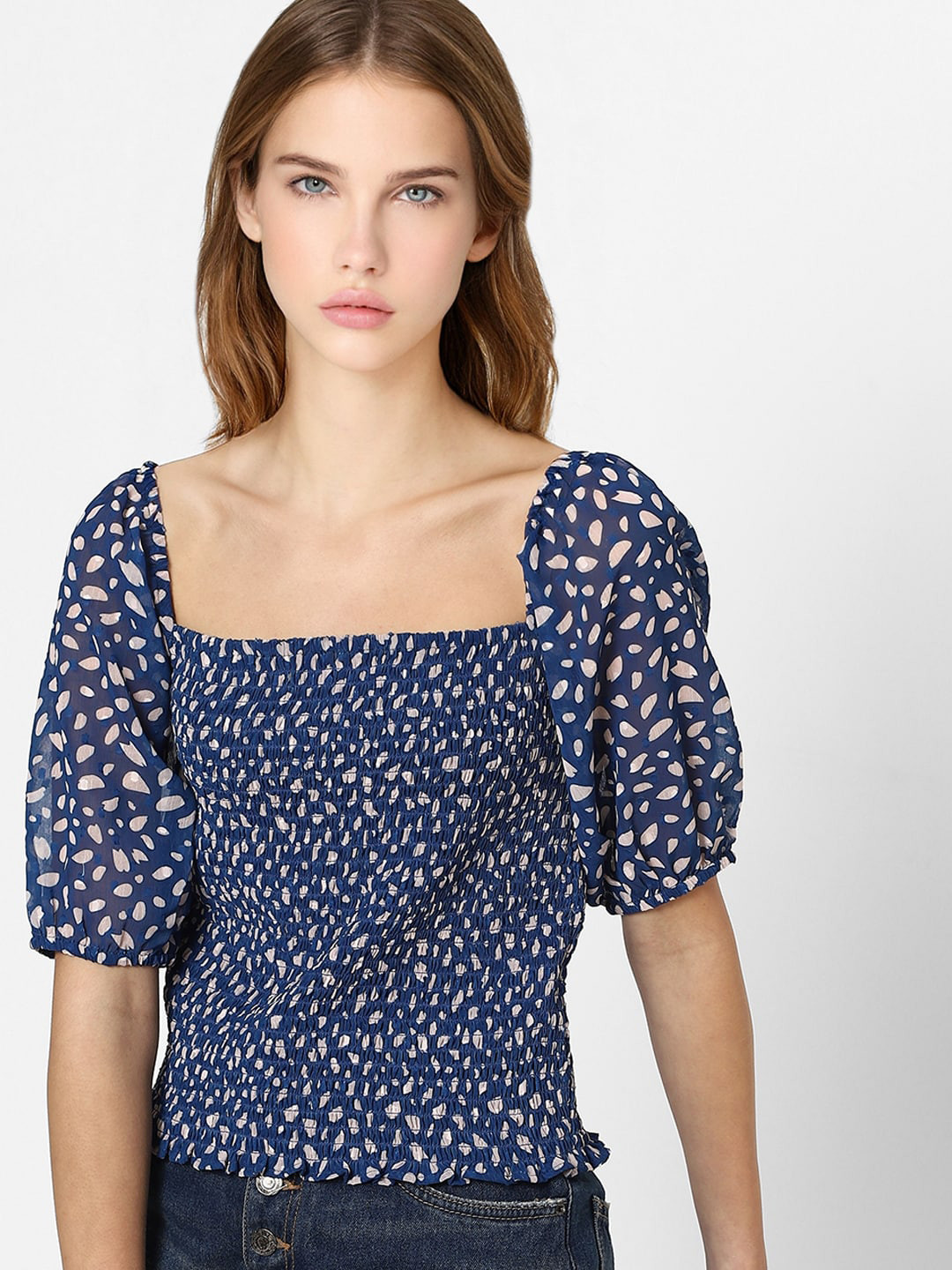 

ONLY Abstract Printed Square Neck Smocked Puff Sleeves Top, Blue