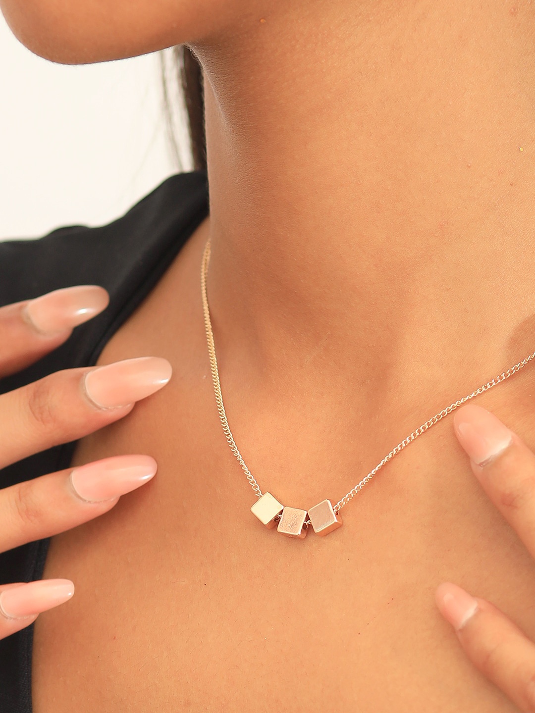 

Ayesha Gold-Plated Cubes Mini Pendant Necklace
