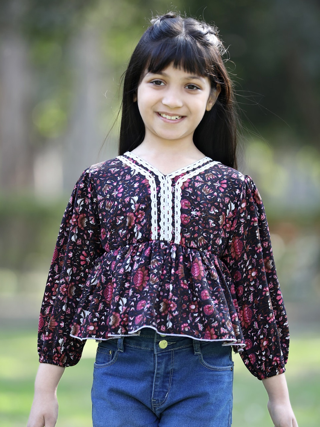 

Cutiekins Girls Floral Printed V-Neck Peplum Top, Black