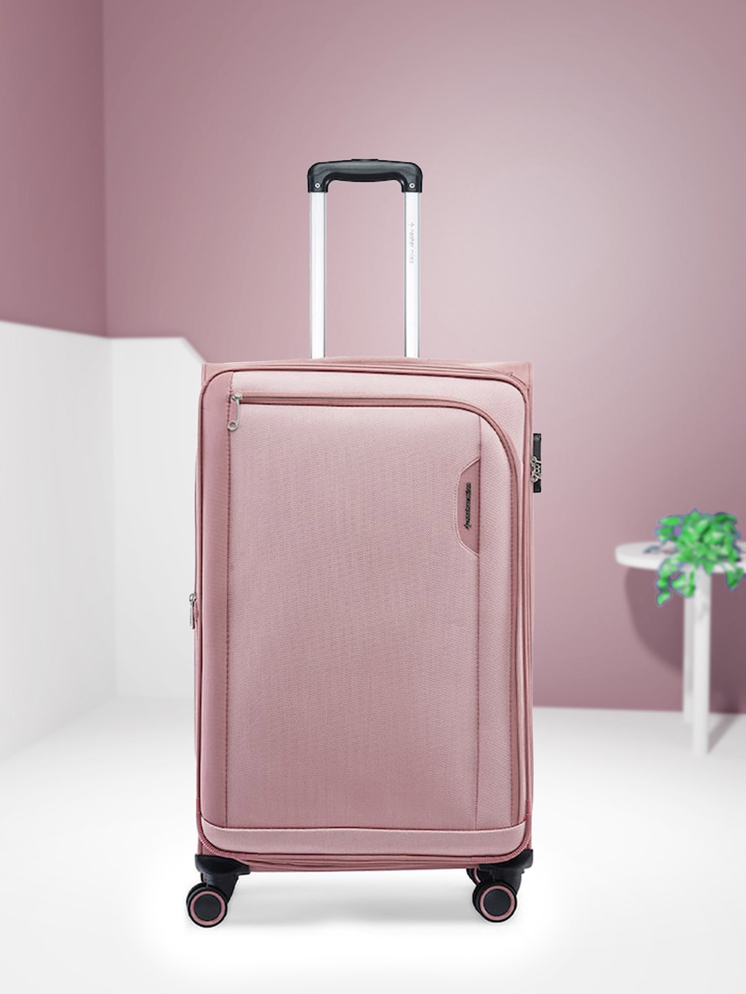 

Nasher Miles Dallas Two Toned Soft-Sided 600 D Polyester Trolley Suitcase, Pink