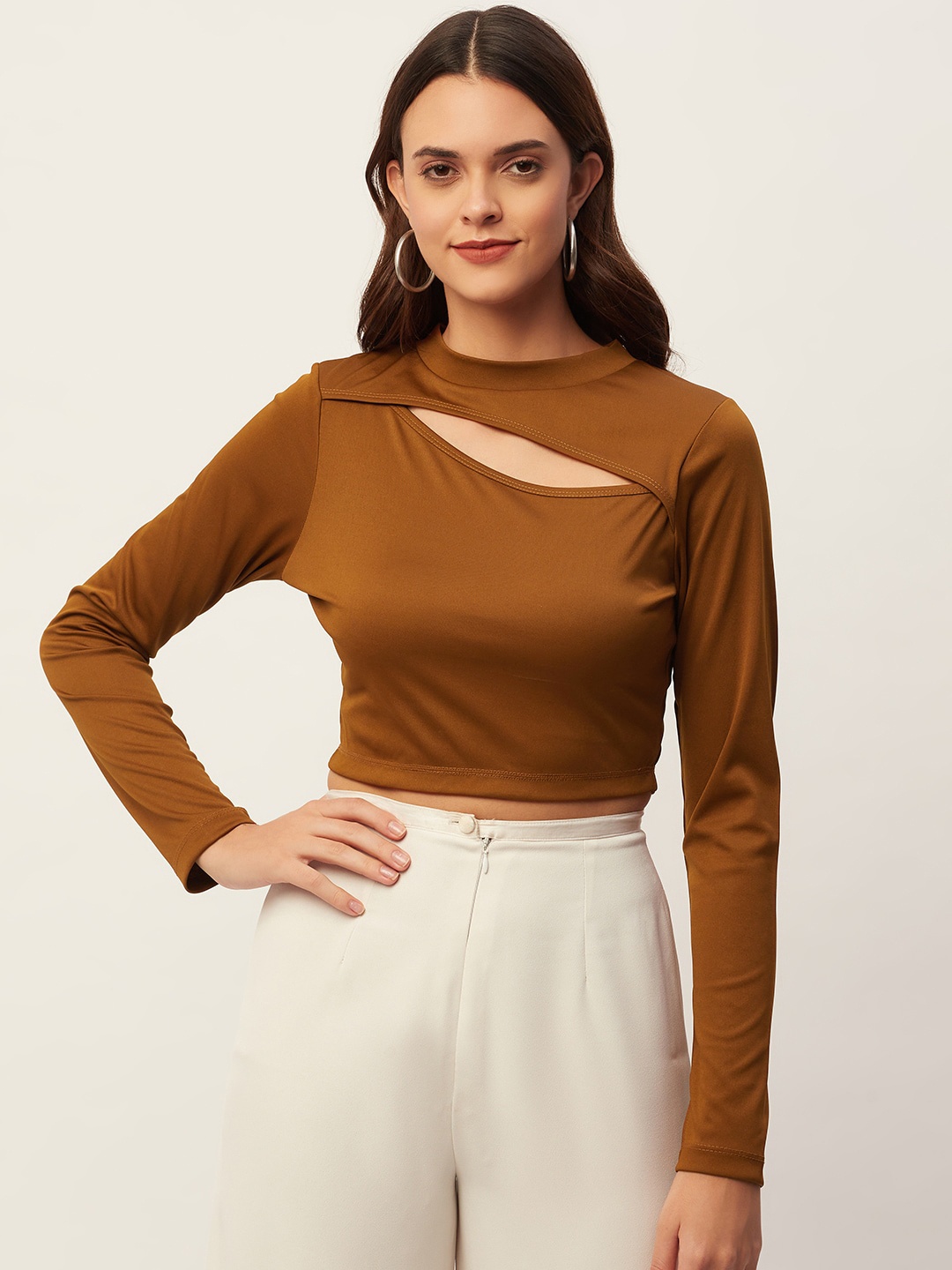 

DIVA WALK EXCLUSIVE Cut-Out Crop Top, Brown