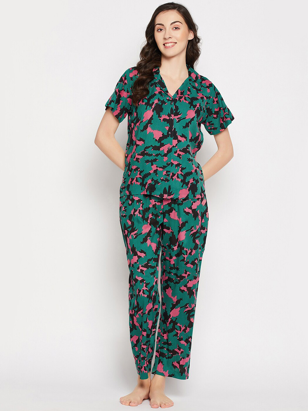 

Clovia Women Abstract Printed Night Suit, Green