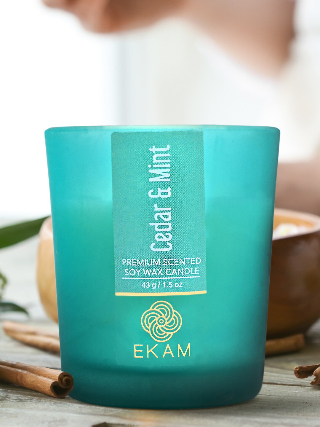 

Ekam Turquoise Blue 9 Pieces Brand Cedar & Mint Fragrance Scented Candle Jars
