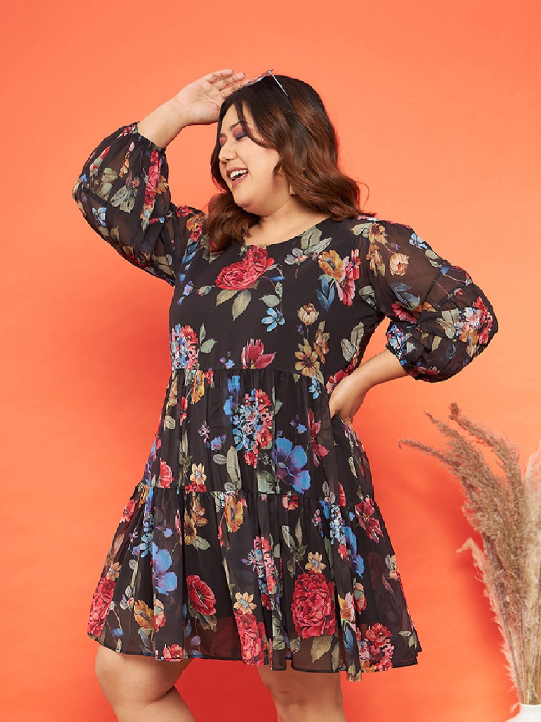 

SASSAFRAS Curve Floral Printed Tiered Chiffon Dress, Black