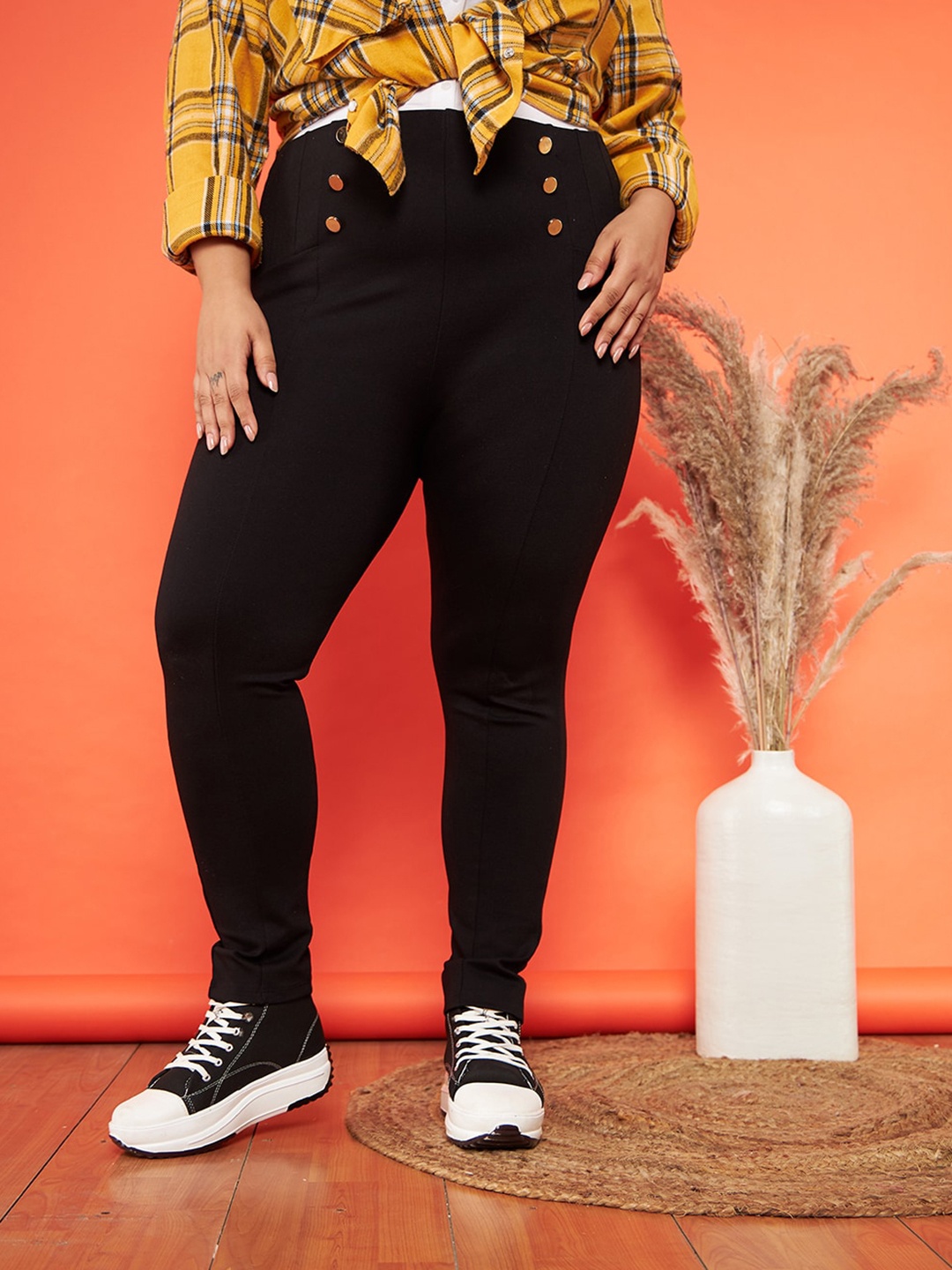 

SASSAFRAS Curve Women Plus Size High Waist Jeggings, Black