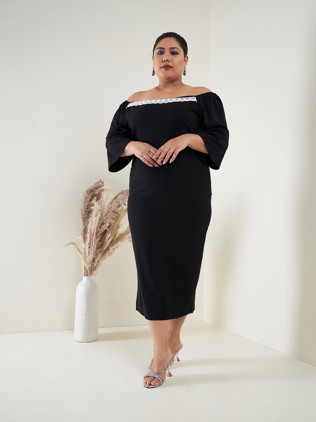 

SASSAFRAS Curve Plus Size Off-Shoulder Bodycon Midi Dress, Black