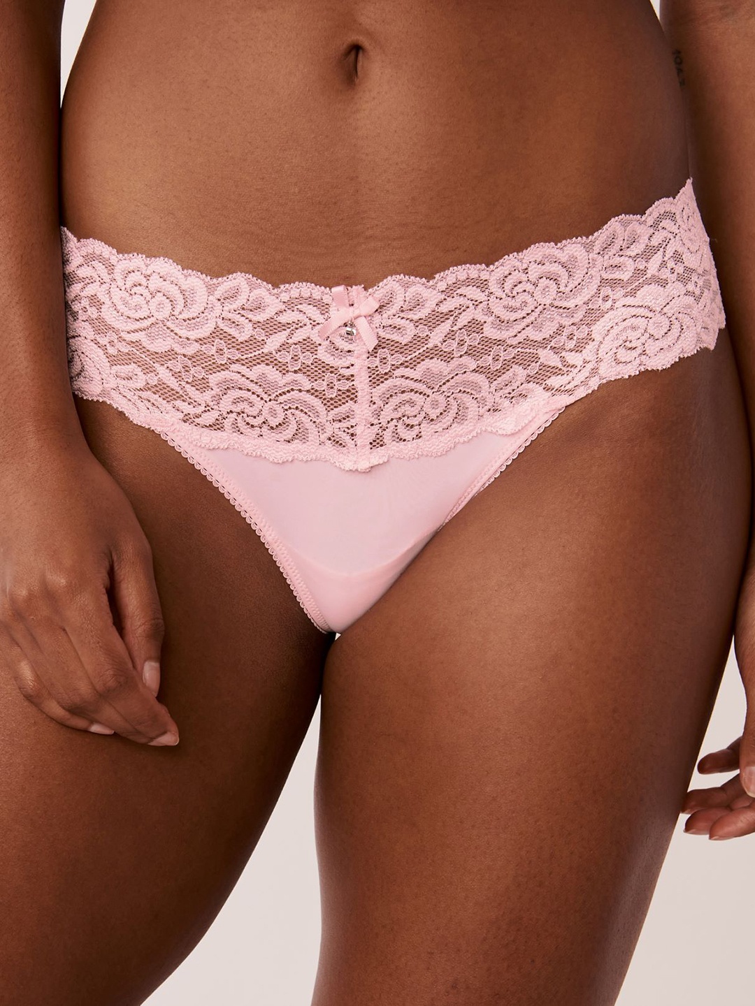 

La Vie en Rose Women Self Design Thong Briefs, Pink