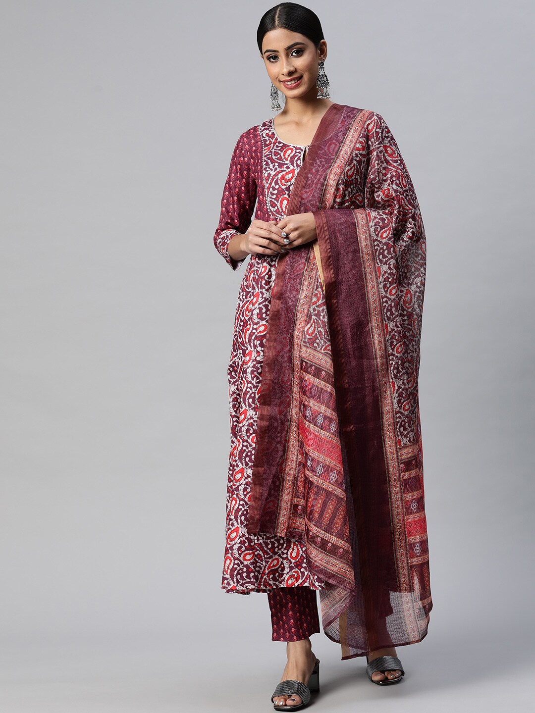 

mokshi Paisley Printed Linen Kurta with Trousers & Dupatta, Purple