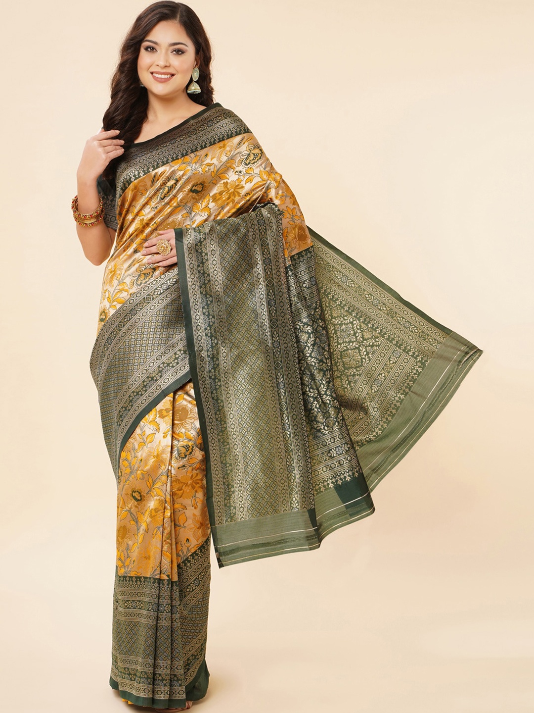 

Wuxi Ethnic Motifs Woven Design Zari Pure Silk Banarasi Saree, Gold