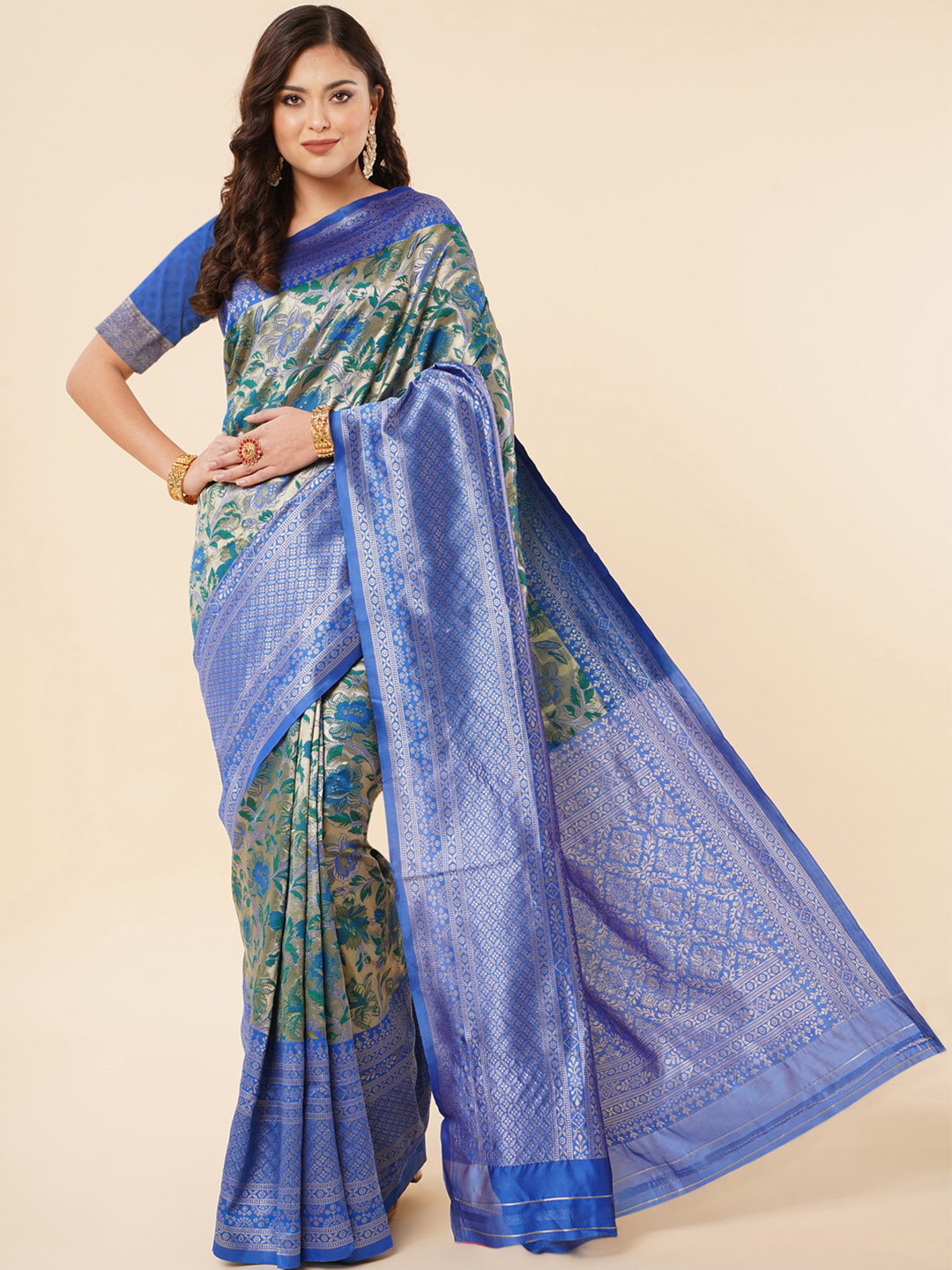 

Wuxi Floral Motif Woven Design Zari Pure Silk Banarasi Saree, Green
