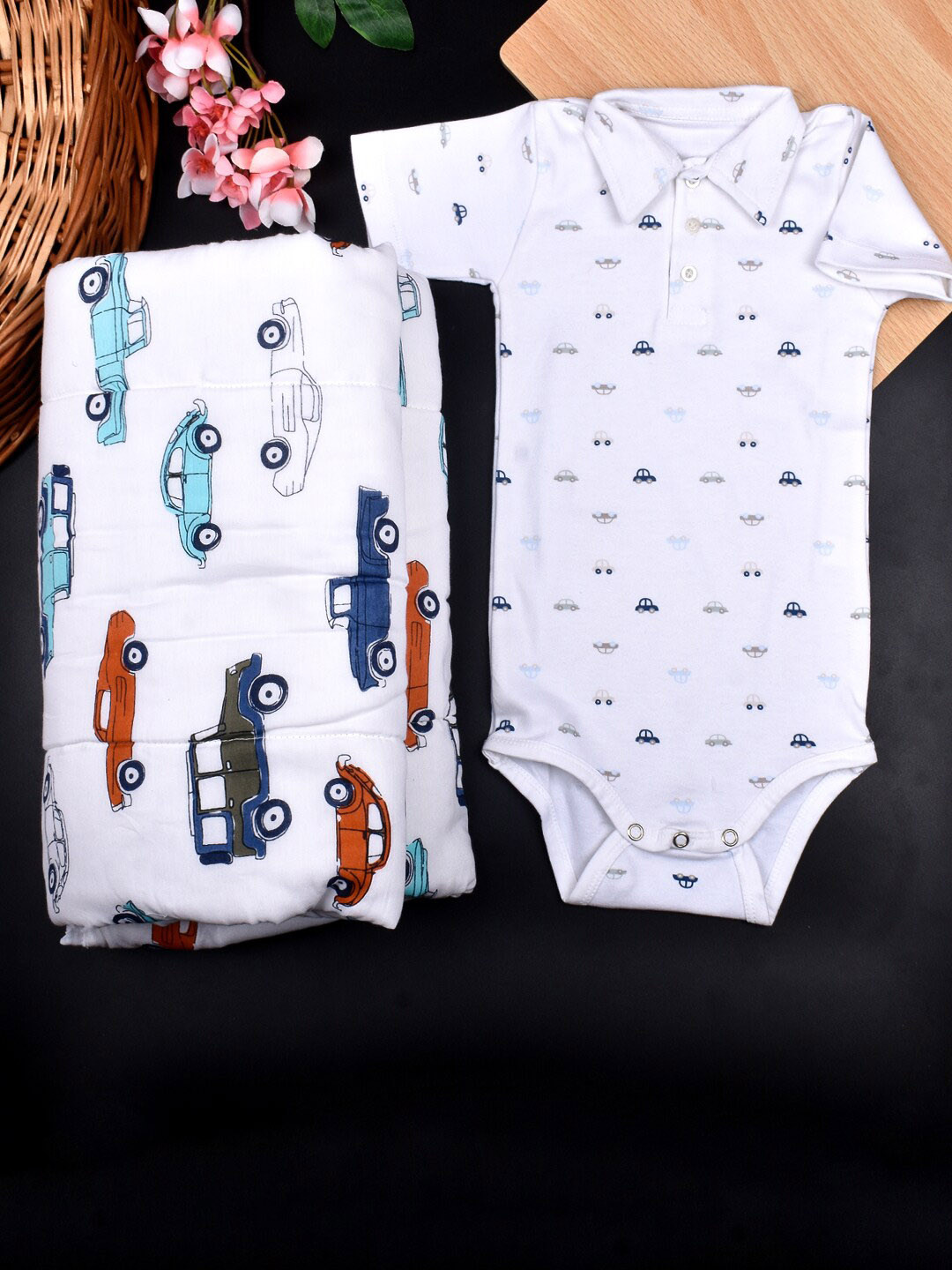 

Moms Home Infants Cotton Apparel Gift Set, White