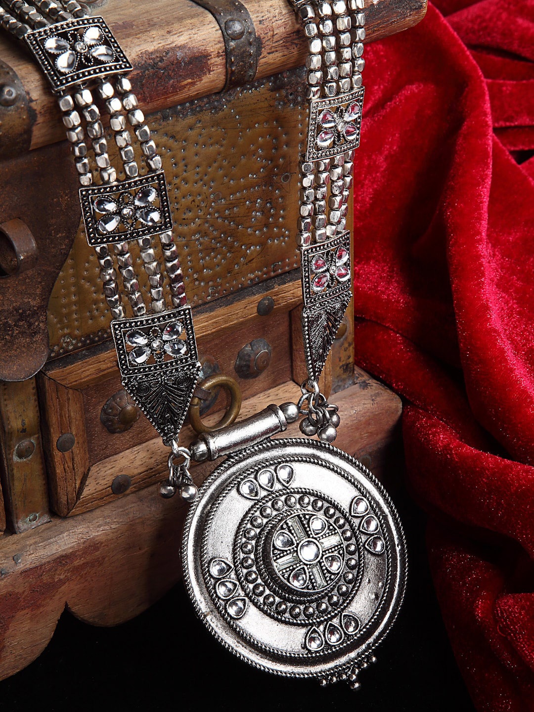 

Moedbuille Brass Silver-Plated Oxidised Necklace