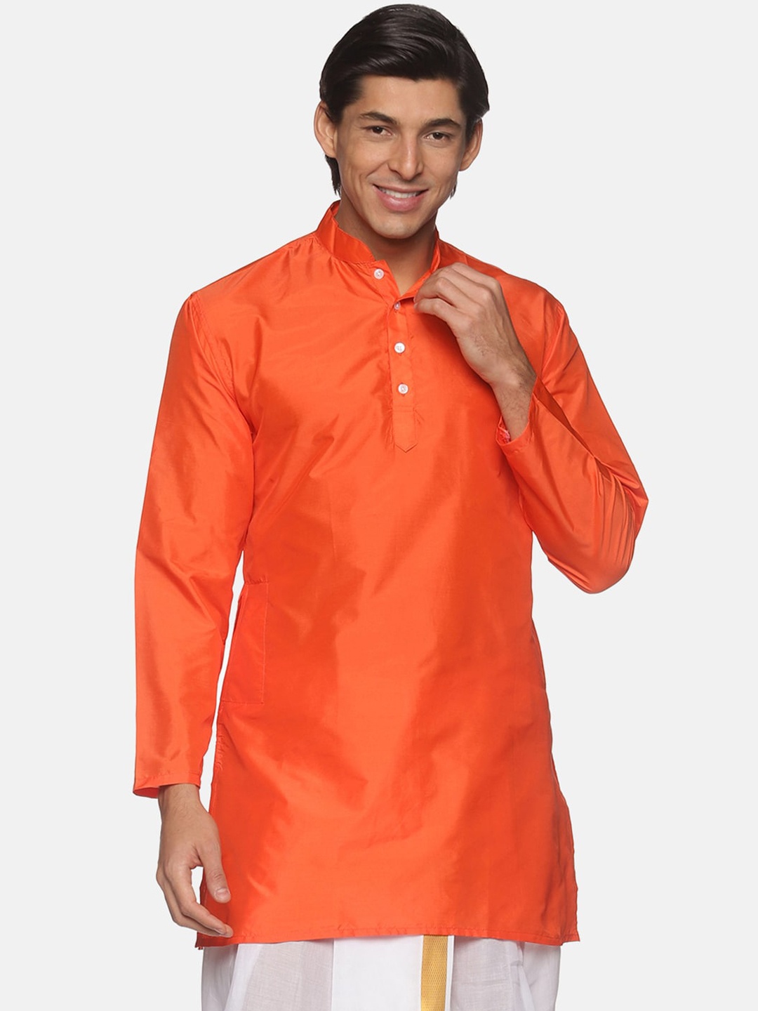 

Sethukrishna Men Mandarin Collar Art Silk Kurta, Orange